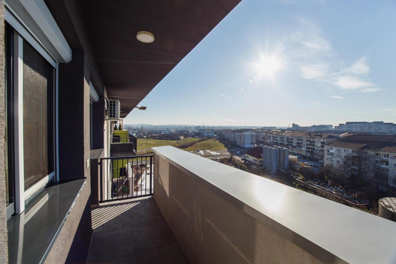 Fantastic Apartment At Prima Residence Орадеа Екстериор снимка