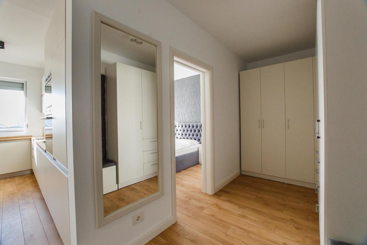 Fantastic Apartment At Prima Residence Орадеа Екстериор снимка