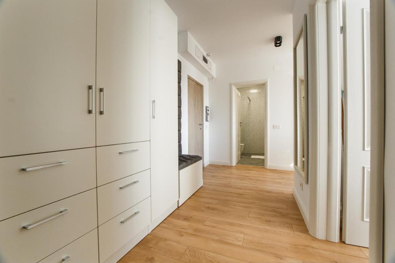 Fantastic Apartment At Prima Residence Орадеа Екстериор снимка